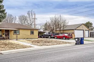 990 Toledo St, Aurora, CO 80011 - Photo 3