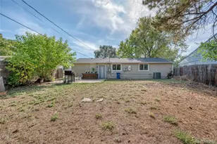 3175 W Bear Creek Dr, Englewood, CO 80110 - Photo 15