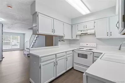 1653 S Blackhawk Way #B, Aurora, CO 80012 - Photo 9