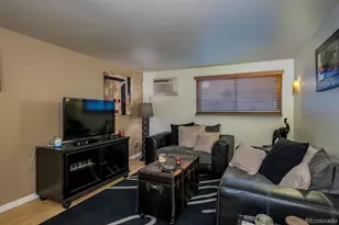 20 S Logan St, Denver, CO 80209 - Photo 9