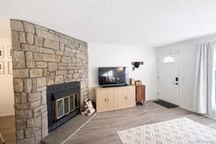 1662 S Blackhawk Way, Aurora, CO 80012 - Photo 3