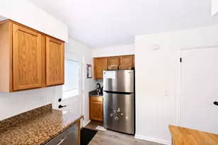 1662 S Blackhawk Way, Aurora, CO 80012 - Photo 9