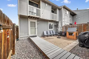 1700 S Helena St, Aurora, CO 80017 - Photo 3