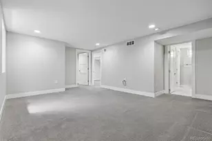 895 S Glencoe St, Denver, CO 80246 - Photo 35