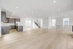 7709 S Mobile Wy, Centennial, CO 80016 - Photo 3