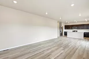 1218 Spg Crk Dr, Windsor, CO 80550 - Photo 7