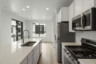 2060 S Holly St, Denver, CO 80222 - Photo 3
