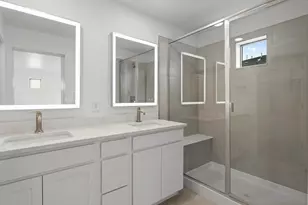 2060 S Holly St, Denver, CO 80222 - Photo 19