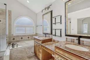 2509 S Truckee Way, Aurora, CO 80013 - Photo 17