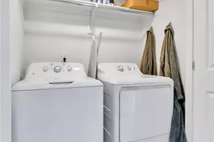 240 S Oak Hill St, Aurora, CO 80018 - Photo 33