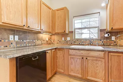 10138 E 29th Drive, Denver, CO 80238 - Photo 7