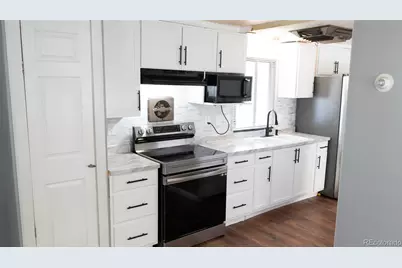 4 Pine Street, Federal Heights, CO 80260 - Photo 7