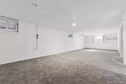 2725 S Zurich Court, Denver, CO 80236 - Photo 15