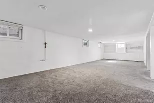 2725 S Zurich Ct, Denver, CO 80236 - Photo 15