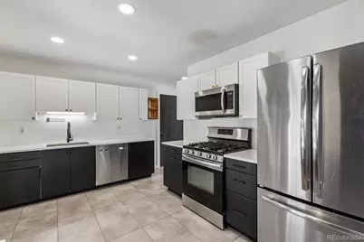 2725 S Zurich Court, Denver, CO 80236 - Photo 9