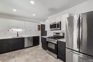 2725 S Zurich Ct, Denver, CO 80236 - Photo 9