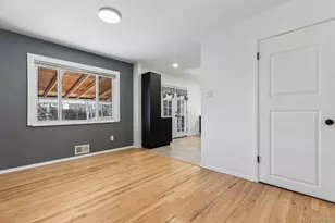 2725 S Zurich Ct, Denver, CO 80236 - Photo 7