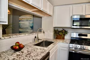 13291 Holly St, Thornton, CO 80241 - Photo 9
