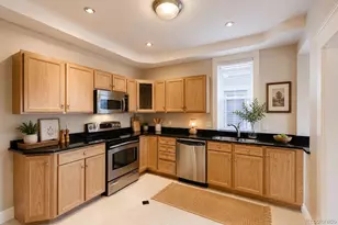 1634 Steele St, Denver, CO 80206 - Photo 5