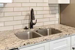 1180 Vaughn St, Aurora, CO 80011 - Photo 7