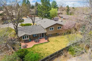 6330 S Newport Ct, Centennial, CO 80111 - Photo 3