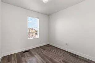 25774 E 1st Pl, Aurora, CO 80018 - Photo 33