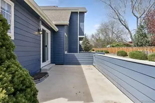 10615 W Dumbarton Cir, Littleton, CO 80127 - Photo 35