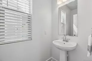 8448 E 49th Pl, Denver, CO 80238 - Photo 21