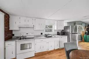 1540 Billings St, Aurora, CO 80011 - Photo 9
