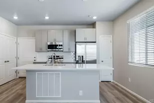 22423 E 46th Ave, Aurora, CO 80019 - Photo 3