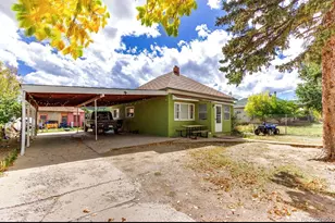 129 E 9th St, Walsenburg, CO 81089 - Photo 1