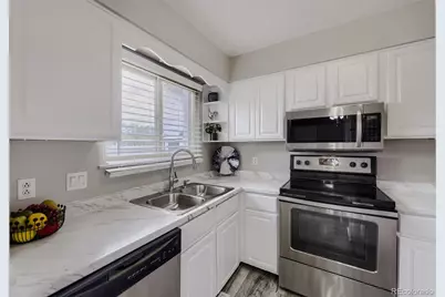1852 E 99th Avenue, Thornton, CO 80229 - Photo 9
