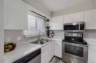 1852 E 99th Ave, Thornton, CO 80229 - Photo 9