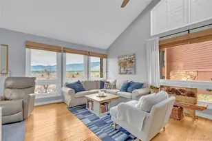 4452 Sentinel Rock, Larkspur, CO 80118 - Photo 9