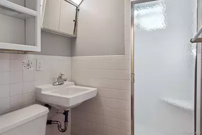 1515 S Monaco Parkway, Denver, CO 80224 - Photo 17