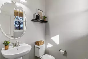 9215 E Prairie Meadow Dr, Denver, CO 80238 - Photo 17