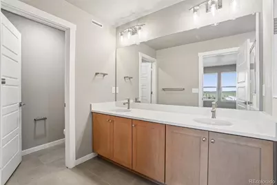 5361 N Eaton Park Way, Aurora, CO 80019 - Photo 5