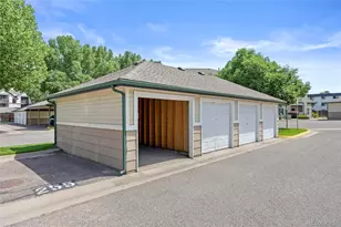 8707 E Florida Ave, Denver, CO 80247 - Photo 31