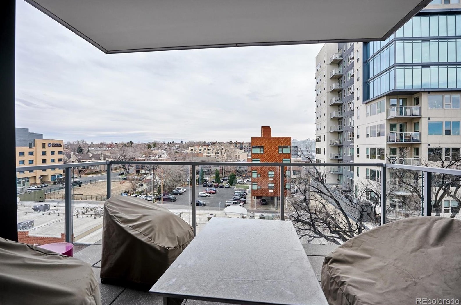 155 Steele St, Denver CO  80206-5207 exterior
