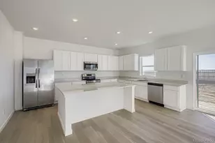 4226 Lucas Dr, Johnstown, CO 80534 - Photo 3