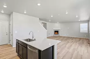 8948 Salida St, Commerce City, CO 80022 - Photo 13