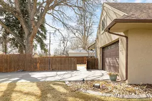 2250 N Monaco Pkwy, Denver, CO 80207 - Photo 5