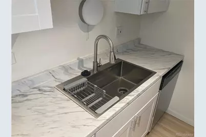 8060 E Girard Avenue #805, Denver, CO 80231 - Photo 11