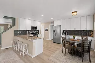 1752 Hogan Ct, Castle Rock, CO 80109 - Photo 5