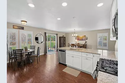 1752 Hogan Court, Castle Rock, CO 80109 - Photo 7