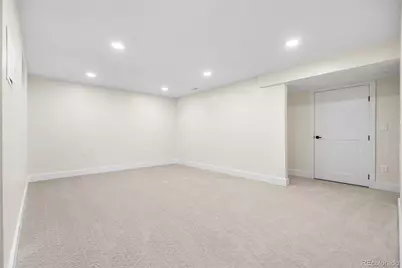 1375 W Hinsdale Drive, Littleton, CO 80120 - Photo 31