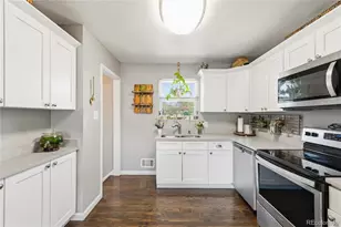 11444 Emerson St, Northglenn, CO 80233 - Photo 9