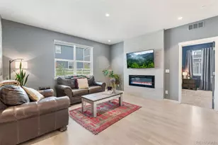 4664 Cattle Cross Trl, Castle Rock, CO 80104 - Photo 5
