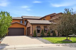 9465 Vista Hill Ln, Lone Tree, CO 80124 - Photo 3