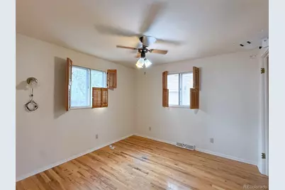 960 E 9th Avenue, Broomfield, CO 80020 - Photo 9